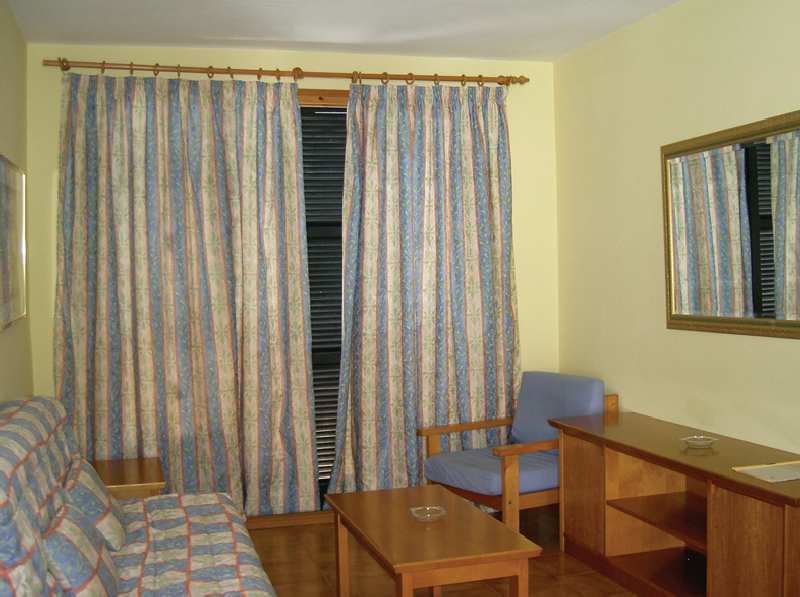 Seth Sa Mirada Aparthotel Arenal d'en Castell Ngoại thất bức ảnh